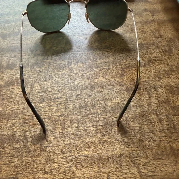 Ray Ban Sunglasses - Picture 3 of 9
